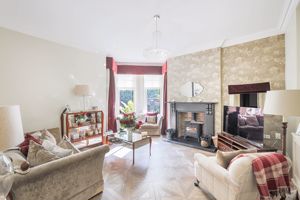 Photo 8- click for photo gallery